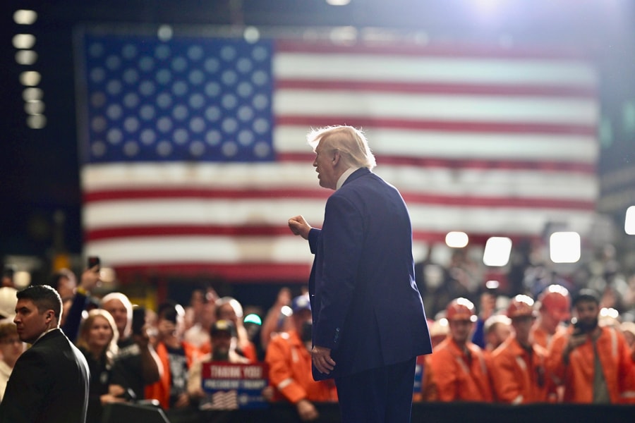 Lý do ông Donald Trump tăng thuế thép nhập khẩu vào Mỹ lên 50%