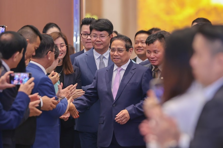 Thủ tướng chủ trì tọa đàm với hơn 1000 doanh nghiệp về phát triển kinh tế tư nhân