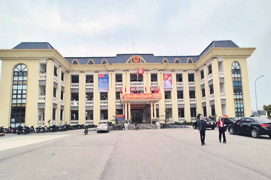 Bố trí duy trì làm việc tại nhiều trụ sở trong giai đoạn đầu sắp xếp đơn vị hành chính