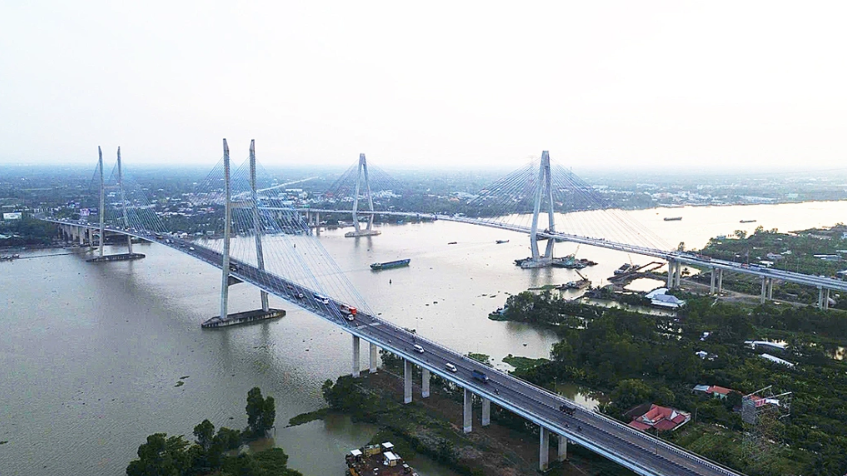 Cầu Mỹ Thuận hạn chế phương tiện trong một tháng để sửa chữa