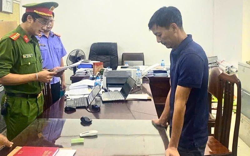 Hàng nghìn tấn phân bón giả được phát hiện tại Hoà Bình