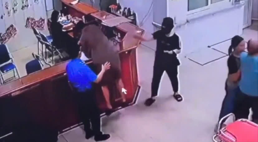 Xác định danh tính người hành hung nữ điều dưỡng tại bệnh viện