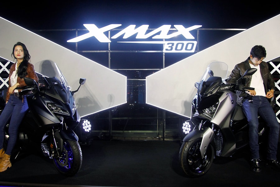 Xe tay ga thể thao Yamaha XMax 300 giá 140 triệu đồng