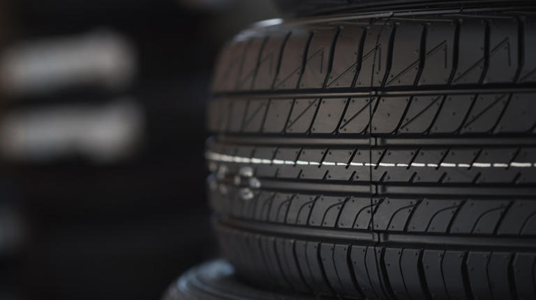 ‏Vì sao bạn nên biết chỉ số cản lăn của lốp xe‏