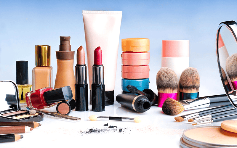 Hàng loạt mỹ phẩm nước ngoài nộp đơn đề nghị thu hồi tự nguyện