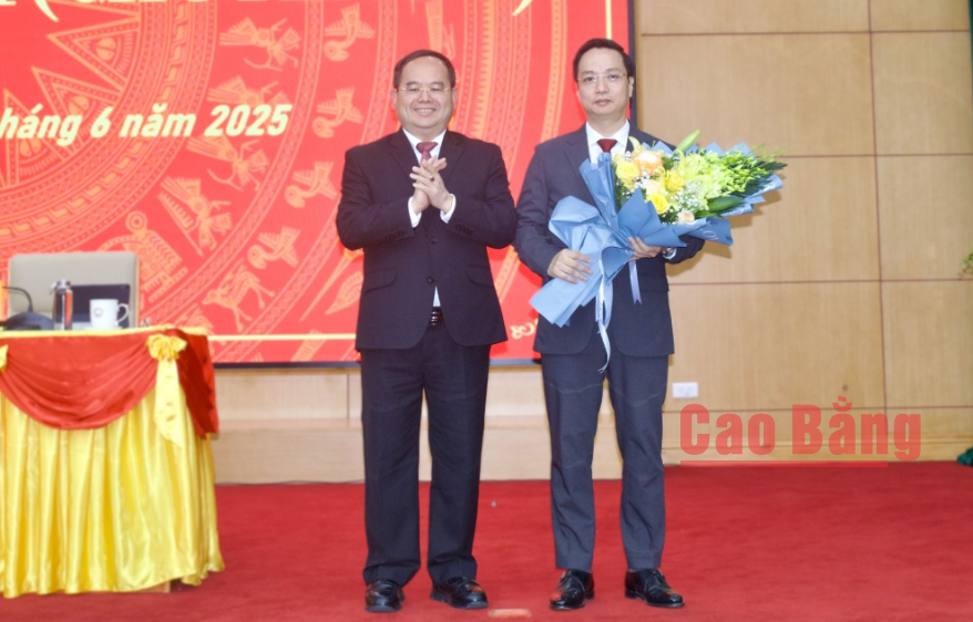 Ông Lê Hải Hòa giữ chức Chủ tịch Ủy ban nhân dân tỉnh Cao Bằng