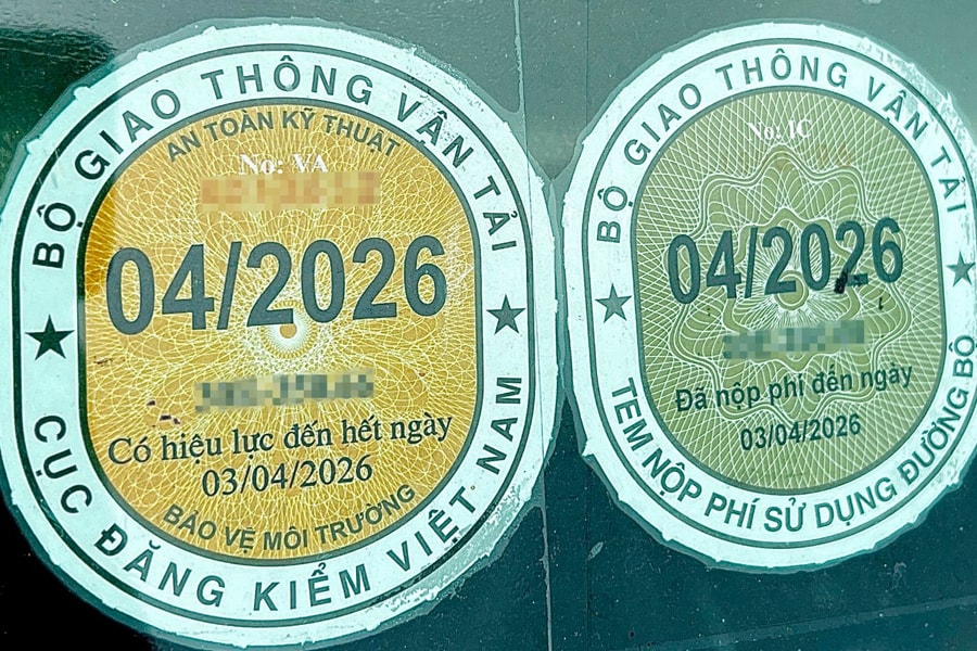 Đề xuất bỏ tem phí dán trên kính ôtô, mở rộng đối tượng được miễn phí đường bộ