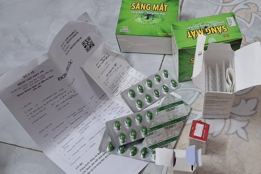 Bác sĩ Bệnh viện Mắt Trung ương kê thừa thuốc cho bệnh nhân?