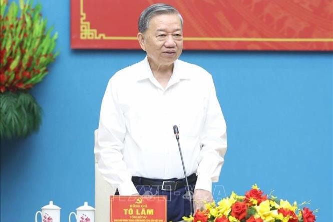 Tổng Bí thư: Tạo điều kiện phát triển các hành lang kinh tế xuyên suốt từ đồng bằng - trung du - miền núi