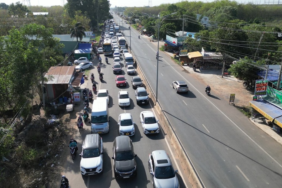 Tây Ninh: Đầu tư hơn 700 tỷ nâng cấp đường vào Khu du lịch quốc gia núi Bà Đen