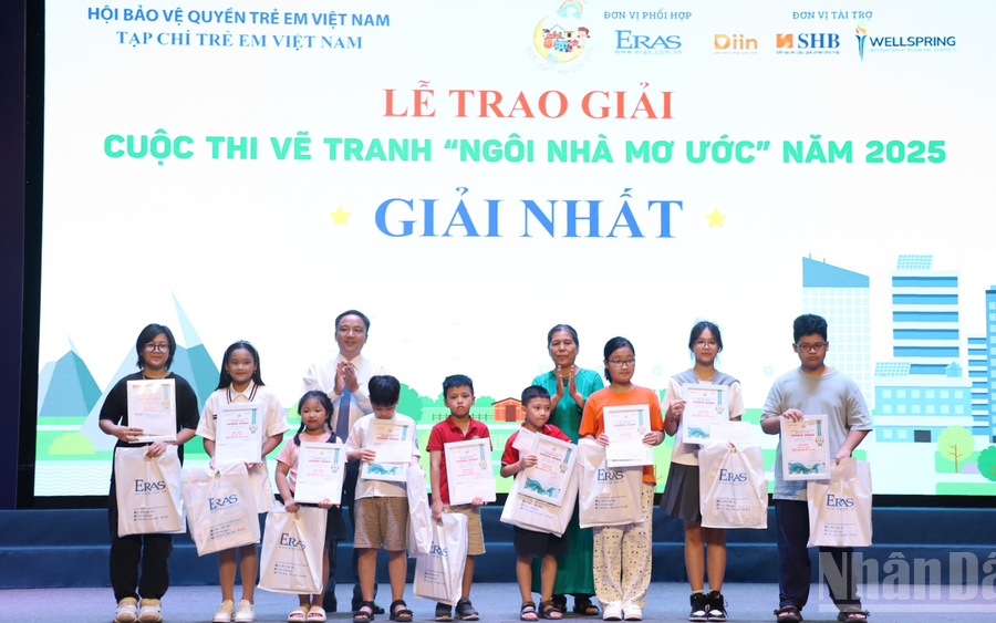 Tạp chí Trẻ em Việt Nam trao giải cuộc thi vẽ tranh 'Ngôi nhà mơ ước' năm 2025