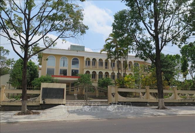 Yêu cầu báo cáo hàng tuần, xử lý dứt điểm nhà đất dôi dư sau sáp nhập