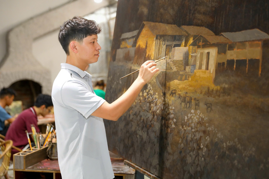 Quách Chiến Thắng – Người mang hồn đại ngàn Mộc Châu vào tranh phố