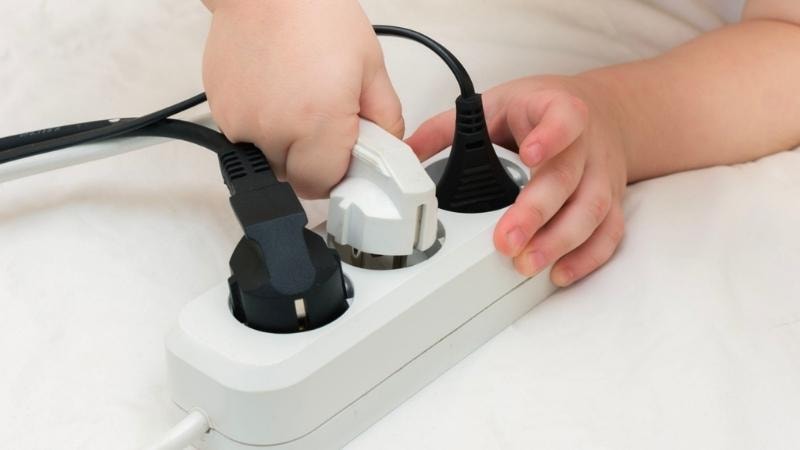 Nữ tiểu thương bị điện giật tử vong giữa mưa lớn ở Lạng Sơn