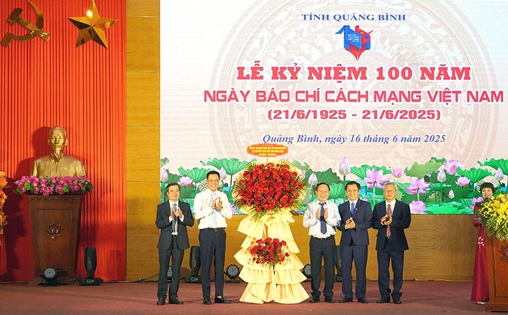 Một thế kỷ báo chí cách mạng và hành trình đồng hành cùng quê hương Quảng Bình