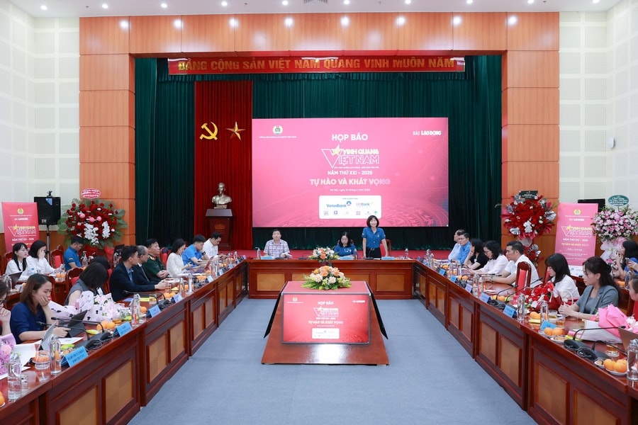 “Vinh Quang Việt Nam” - Khơi dậy trách nhiệm công dân, lan tỏa giá trị nhân văn, tôn vinh khát vọng dựng xây đất nước