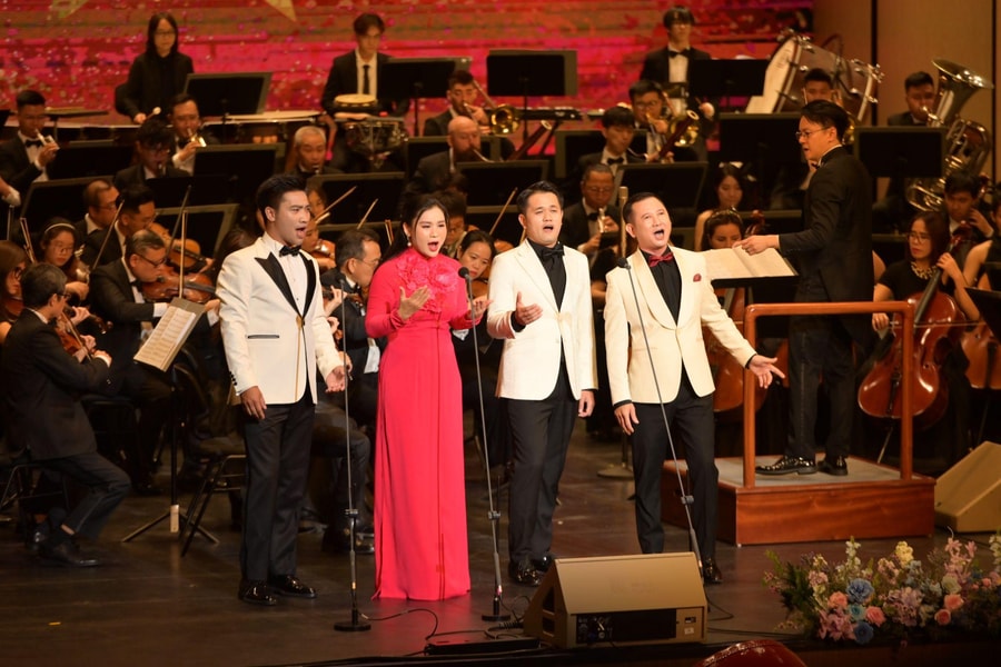 Ấn tượng từ Gala ROXMei “Đẹp và Chất" của ROX Group