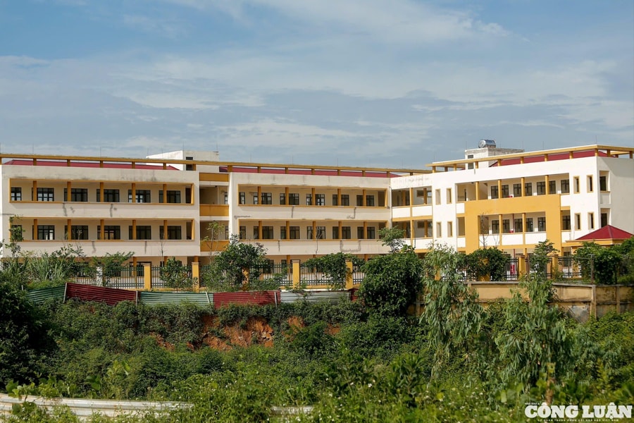 Hà Nội: Dự án trường học hàng tỷ đồng bị ‘đắp chiếu’ sau khi xây dựng