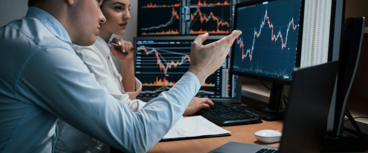 ‏Giá dầu tăng sốc, tiền tệ châu Á lao đao‏