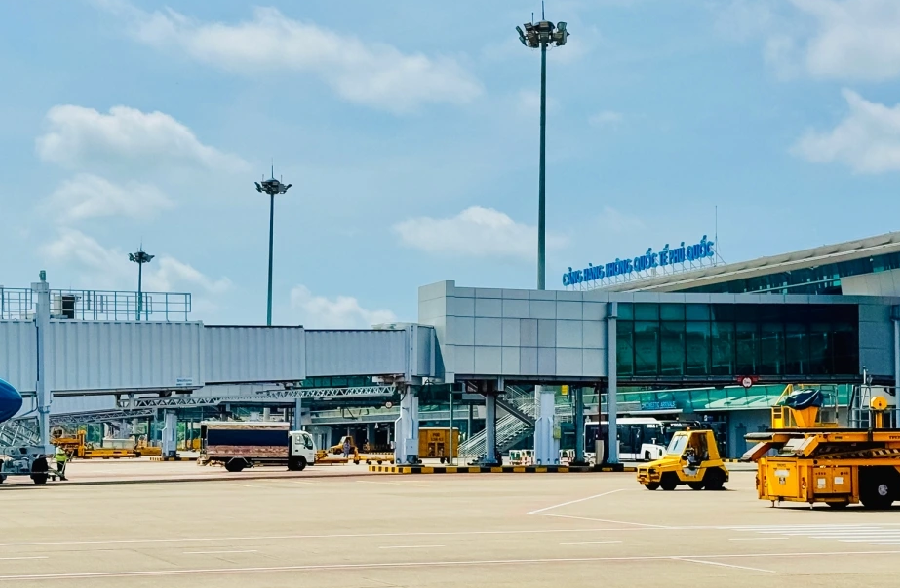 Chuyển giao tài sản cảng hàng không quốc tế Phú Quốc về địa phương
