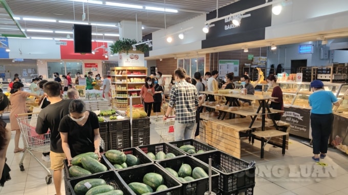 Hà Nội tăng cường siết chặt quản lý giá, đẩy mạnh chuyển đổi số