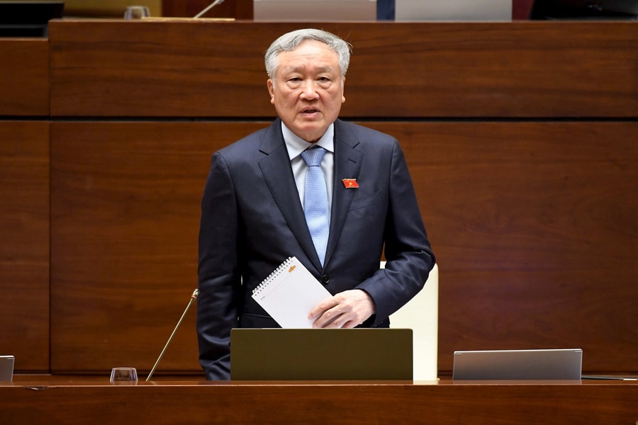 Chính phủ tiếp tục chỉ đạo đấu tranh chống buôn lậu và hàng giả với tinh thần không có vùng cấm