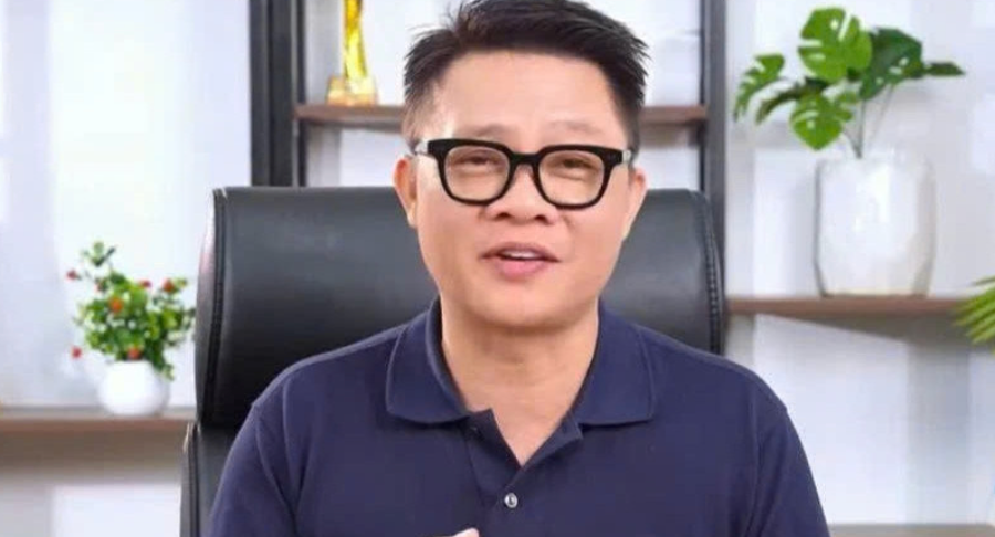 BTV Quang Minh lên tiếng về vụ quảng cáo sữa giả HIUP