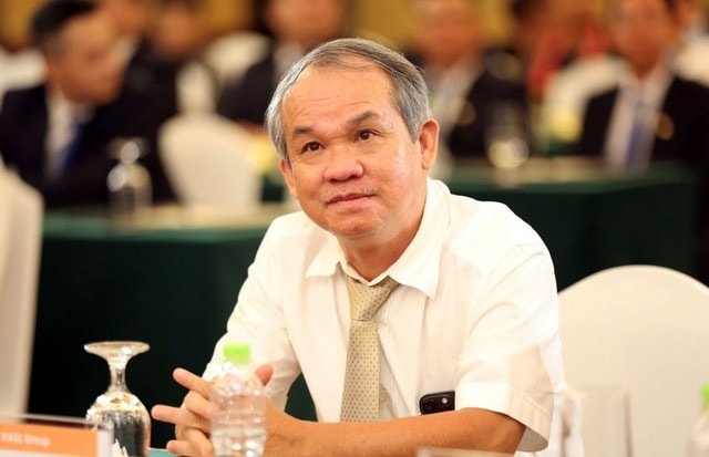 Bầu Đức chi hơn 135 tỷ đồng mua cổ phiếu HAG: Tín hiệu củng cố quyền lực giữa chiến dịch hoán đổi nợ nghìn tỷ