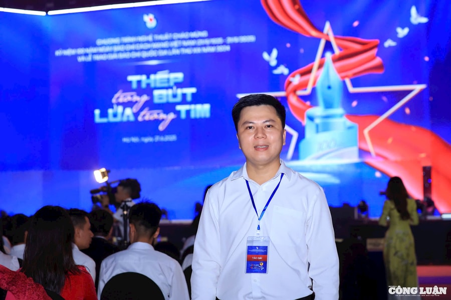 Hấp dẫn và ý nghĩa các tác phẩm đoạt giải Báo chí Quốc gia 2024: Từ 'Chảy máu tài nguyên', 'Ném tiền tỷ ra đường' đến 'Di sản từ trái tim'