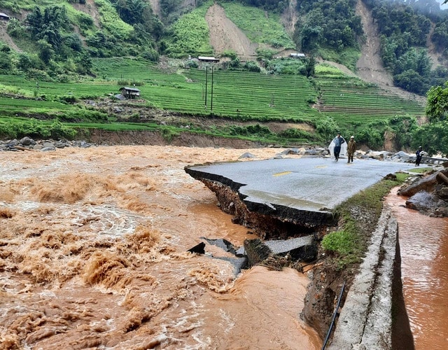 Mưa cường suất lớn, lũ lên nhanh, Thủ tướng Chính phủ chỉ đạo ứng phó khẩn cấp