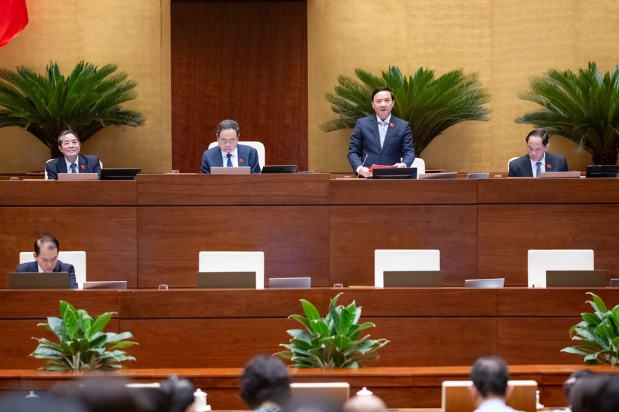 Hội đồng Thẩm phán Tòa án nhân dân tối cao không ít hơn 23 người và không quá 27 người