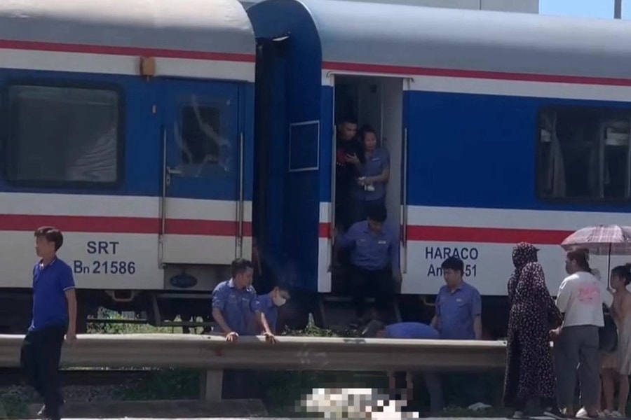 Hà Nam: Nam thanh niên bị tàu tông tử vong khi trèo qua đường sắt