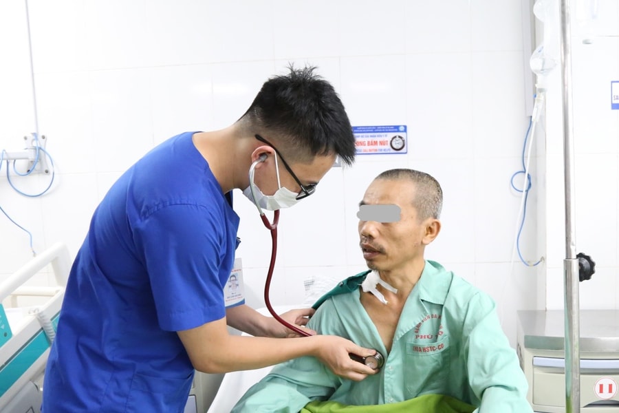 Người đàn ông bất ngờ hôn mê sau 2 tháng ngã xe