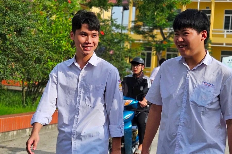 Hải Phòng: Các thí sinh căng thẳng với các phép tính nhưng vẫn tràn đầy hy vọng