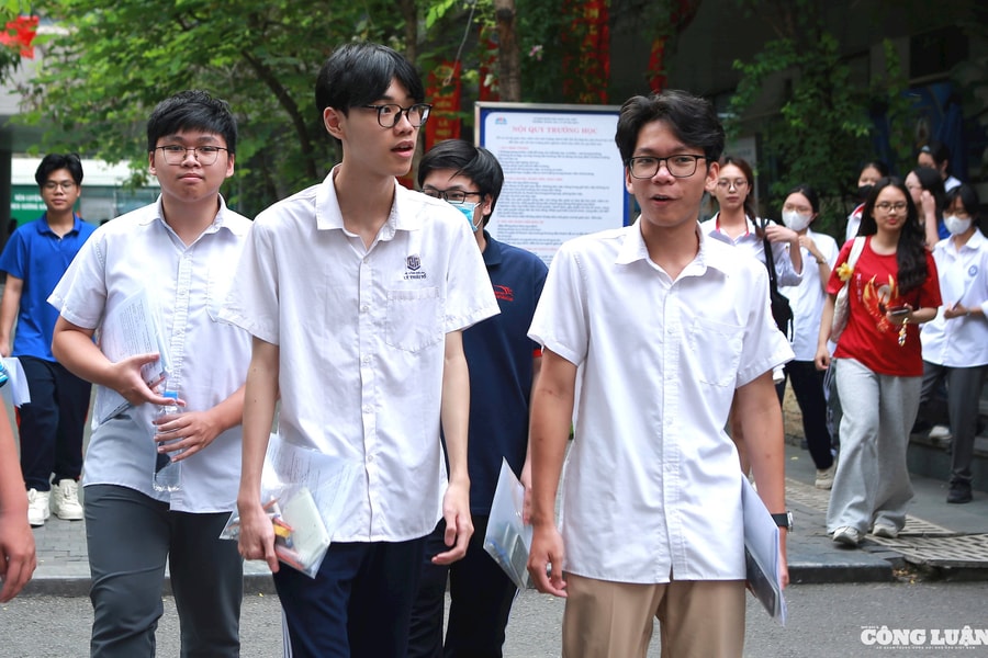 Hoàn thành môn Toán: Nhiều thí sinh đánh giá đề thi khó và phân hóa mạnh