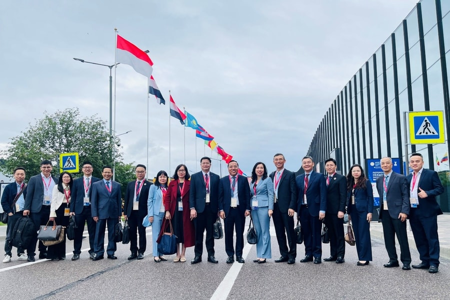 Petrovietnam tham dự Diễn đàn Kinh tế Quốc tế Saint Petersburg 2025, thúc đẩy hợp tác năng lượng với Nga