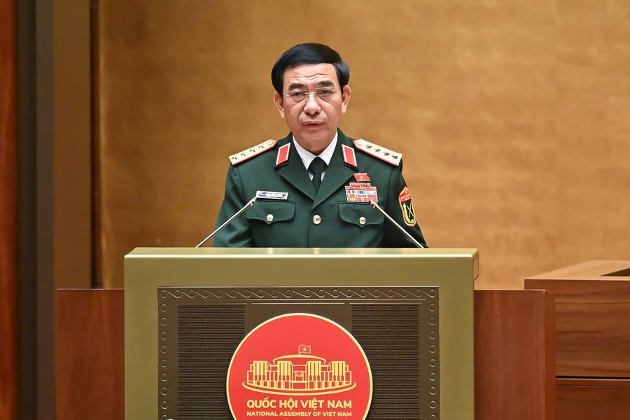 Quốc hội thông qua Luật sửa đổi, bổ sung một số điều của 11 luật về quân sự, quốc phòng