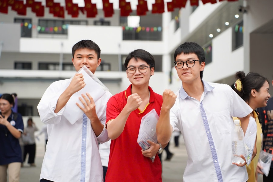 Bộ GD&ĐT khẳng định: Đề thi tốt nghiệp THPT 2025 vẫn nằm trong giới hạn Chương trình 2018