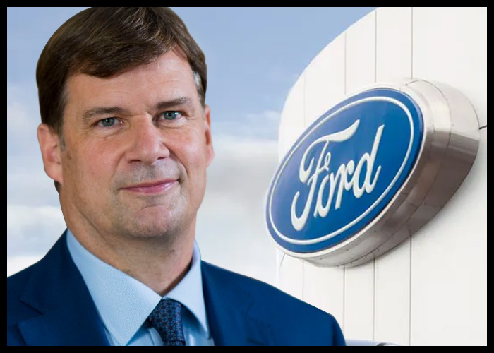 ‏Tổng giám đốc điều hành của Ford: Công nghệ mới như AI đang bỏ lại nhiều nhân công phía sau