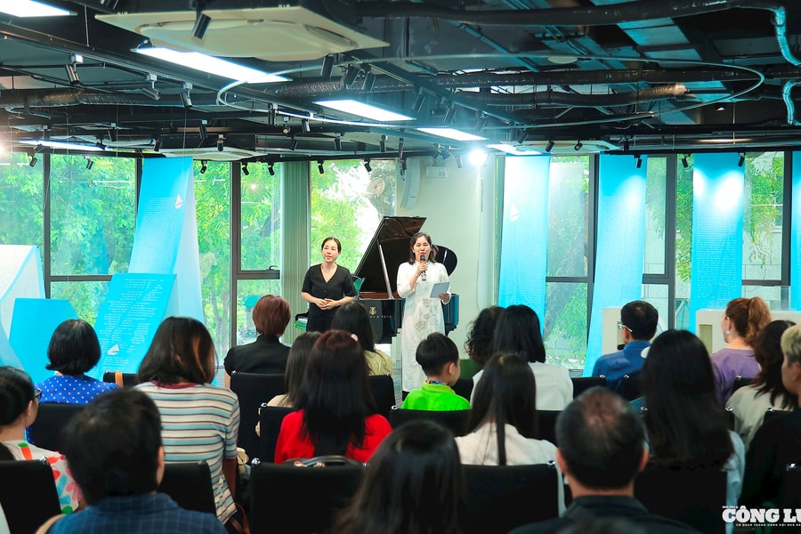 'Gặp tôi trong tương lai': Lan toả quyền bình đẳng lựa chọn nghề nghiệp qua những trang sách