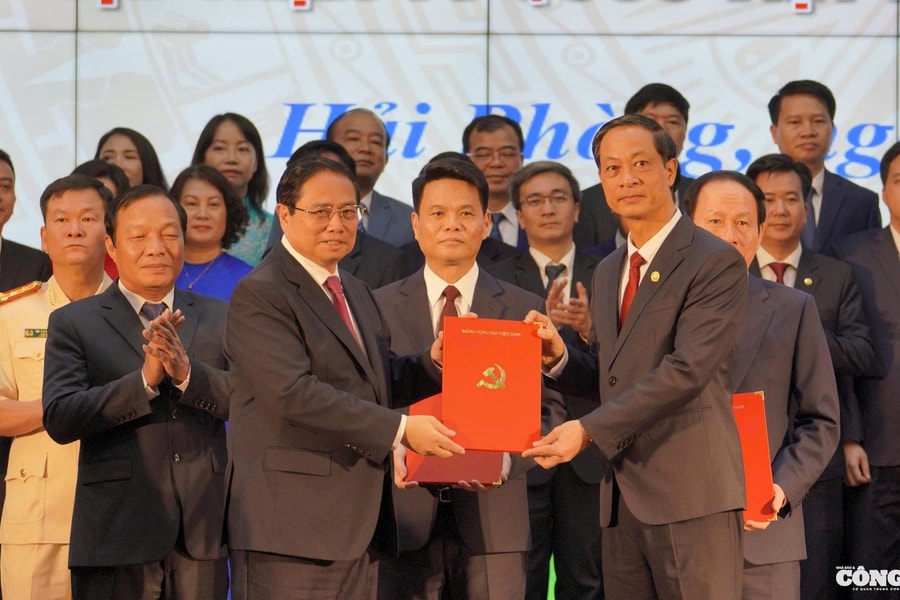 Thành phố Hải Phòng “Đoàn kết - Giàu mạnh hiện đại - Phồn vinh, văn minh, hạnh phúc”