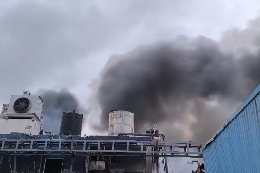 Nổ nhà máy dược phẩm Ấn Độ: Ít nhất 8 người chết, hàng chục người bị thương