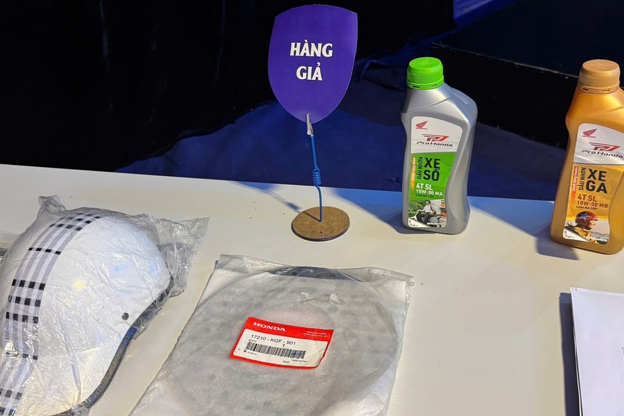 Hiểm họa từ mũ bảo hiểm và phụ tùng xe máy giả