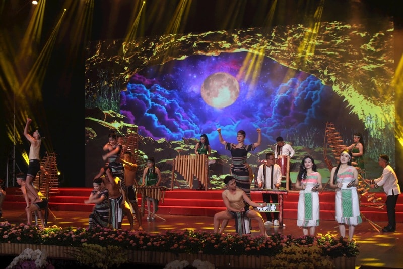 Chương trình nghệ thuật đặc biệt chào mừng tỉnh Lâm Đồng mới