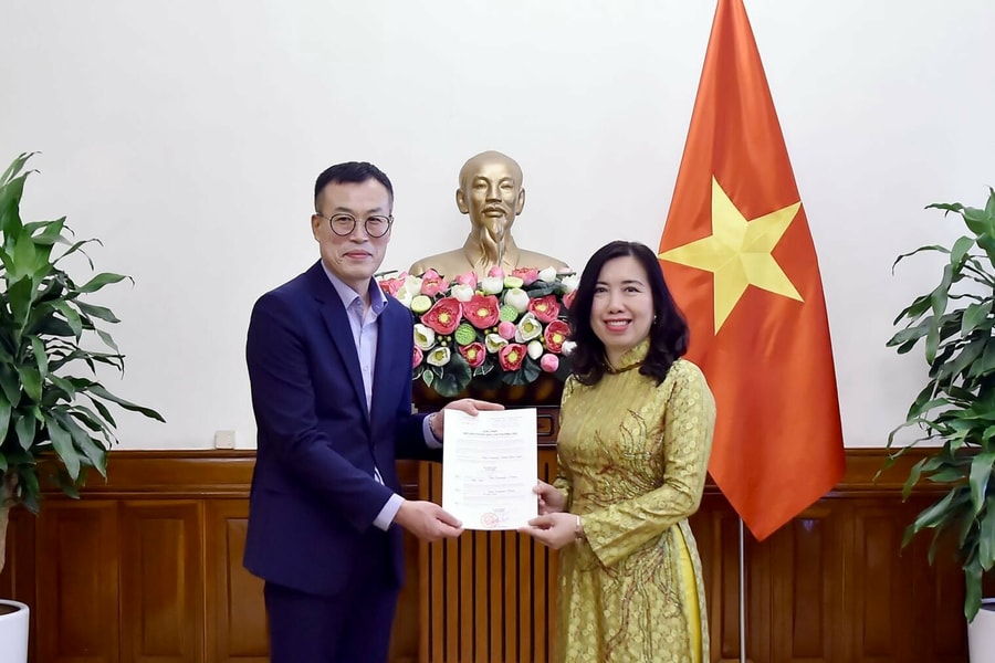 Báo Financial News - Cơ quan báo chí thứ 4 của Hàn Quốc mở văn phòng thường trú ở Việt Nam