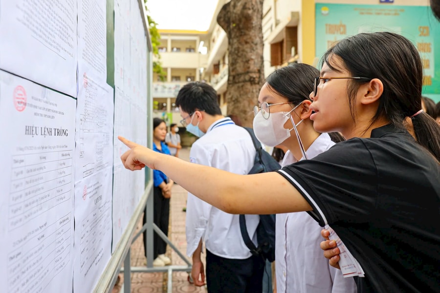 Học sinh trường chuyên nào được nhận tiền hỗ trợ gần bằng lương cử nhân mới ra trường?