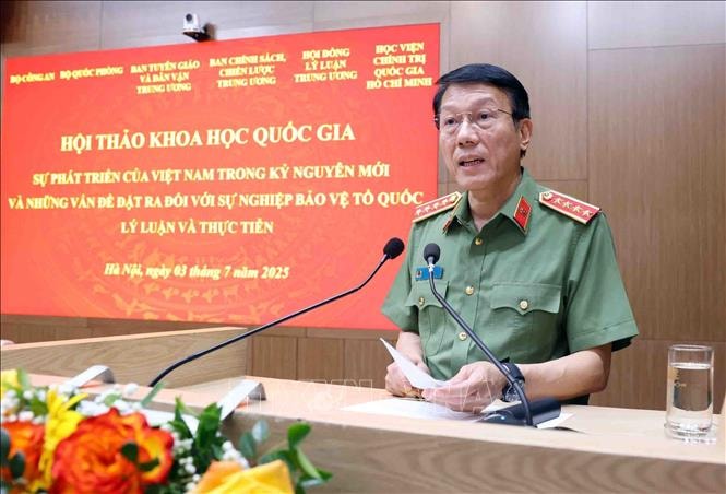 Hội thảo quốc gia về bảo vệ Tổ quốc: An ninh vững, phát triển mạnh, không có vùng cấm