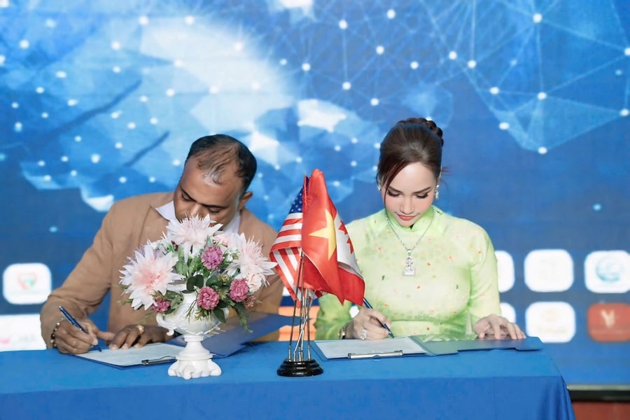 Hoa Khôi Bảo Ngọc được bổ nhiệm Phó Chủ tịch Hội đồng Tư vấn Hỗ trợ Doanh Nghiệp - Triển khai chương trình hướng nghiệp cho sinh viên