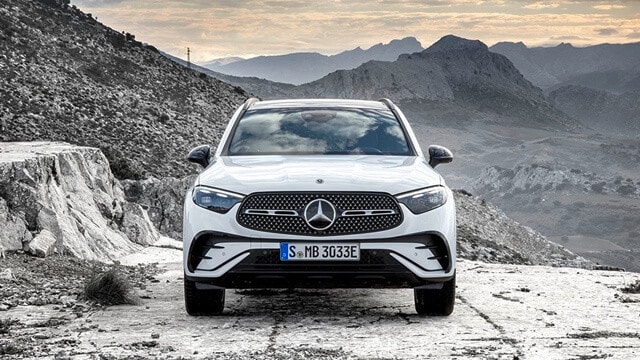 Giá xe Mercedes GLC300 2025 mới nhất tháng 7/2025