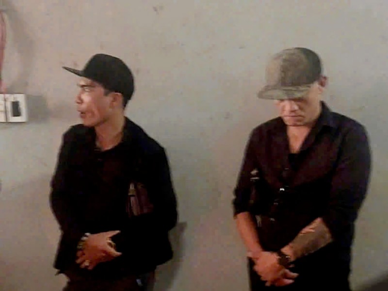 Bức xúc không cho vượt, 2 đối tượng chặn đầu, rút súng đe dọa lái xe trên đèo Đá Trắng